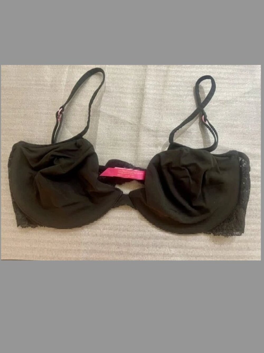 Victoria's Secret Love PINK T-Shirt Bra Black 36C